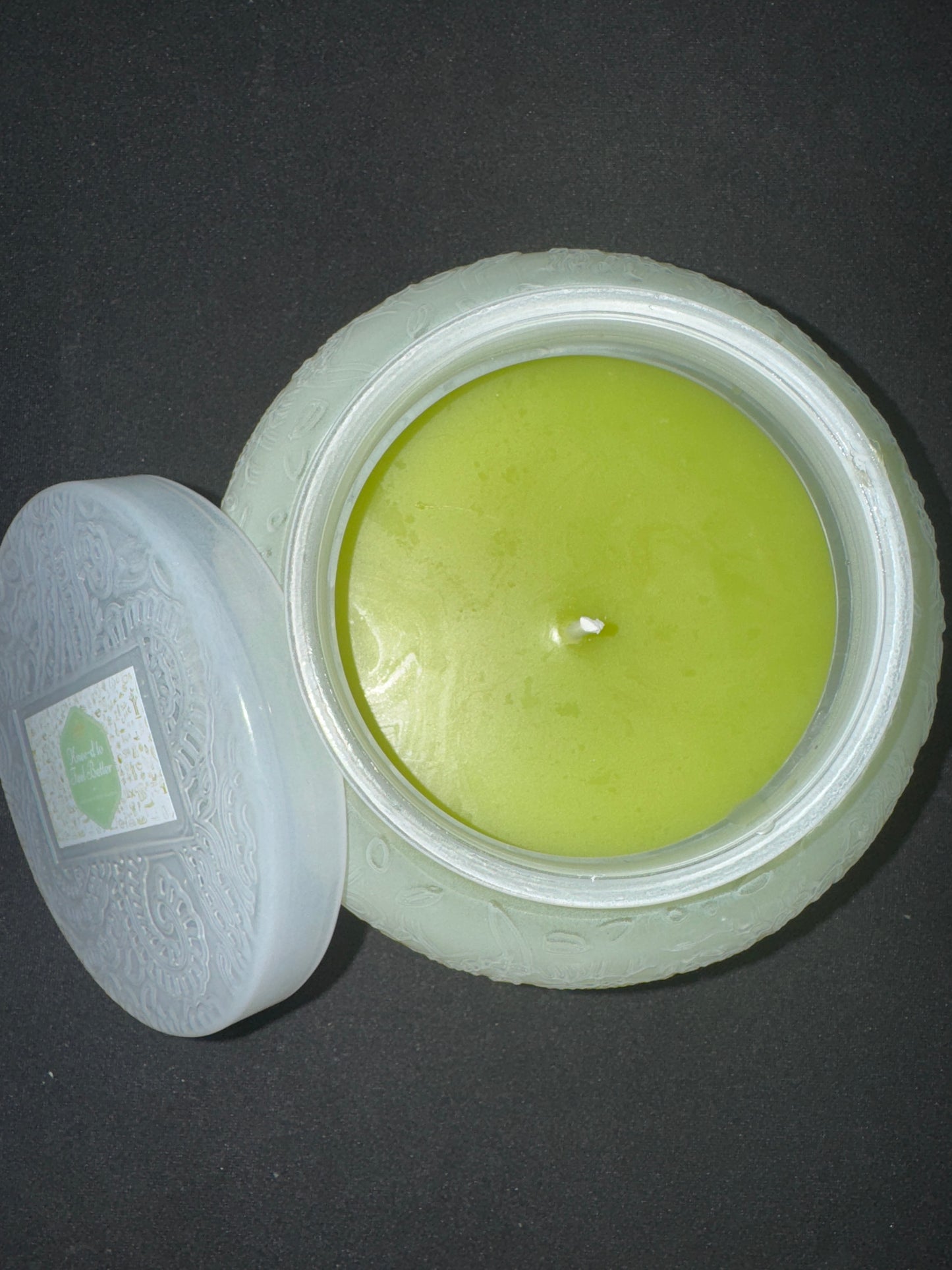 Knee-d to Feel Better Ambience & Body Candle